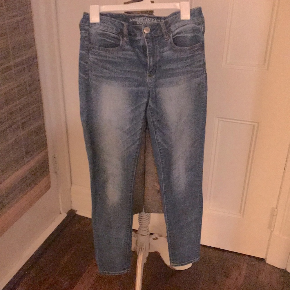 American Eagle super stretch straight leg jeans size 8